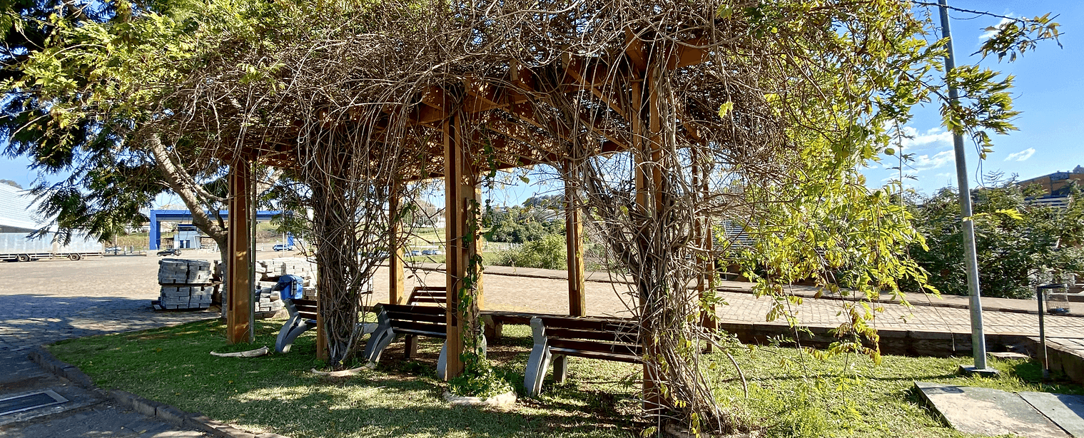 ÁREAS DE DESCANSO